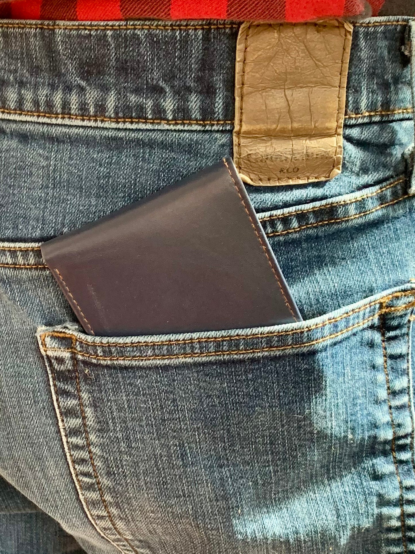 The Commander: 2-Tone Bi-Fold RFID Leather Wallet