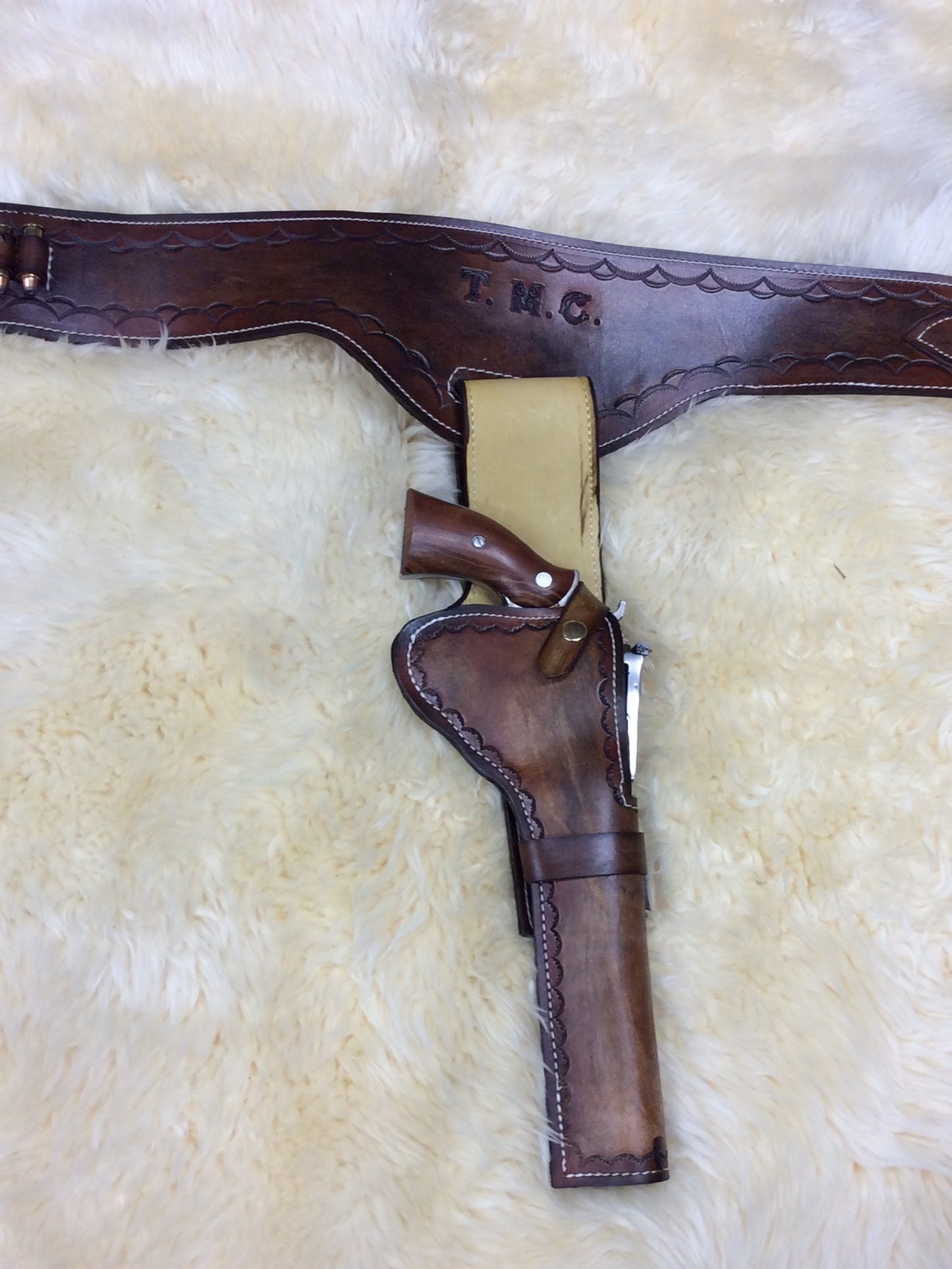 Custom Leather Holsters & Gun Belts