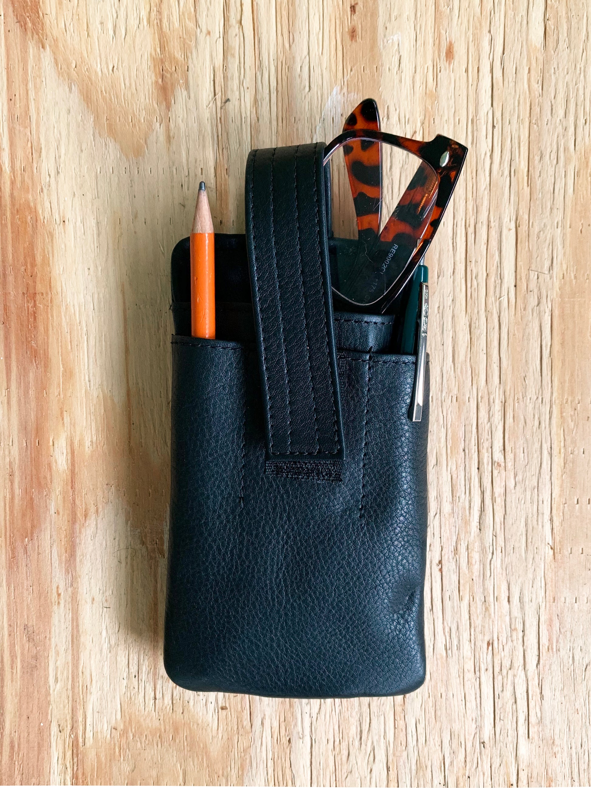 Specs Slinger Top-Strap Leather Eyeglass Case with 2-Pen Holder