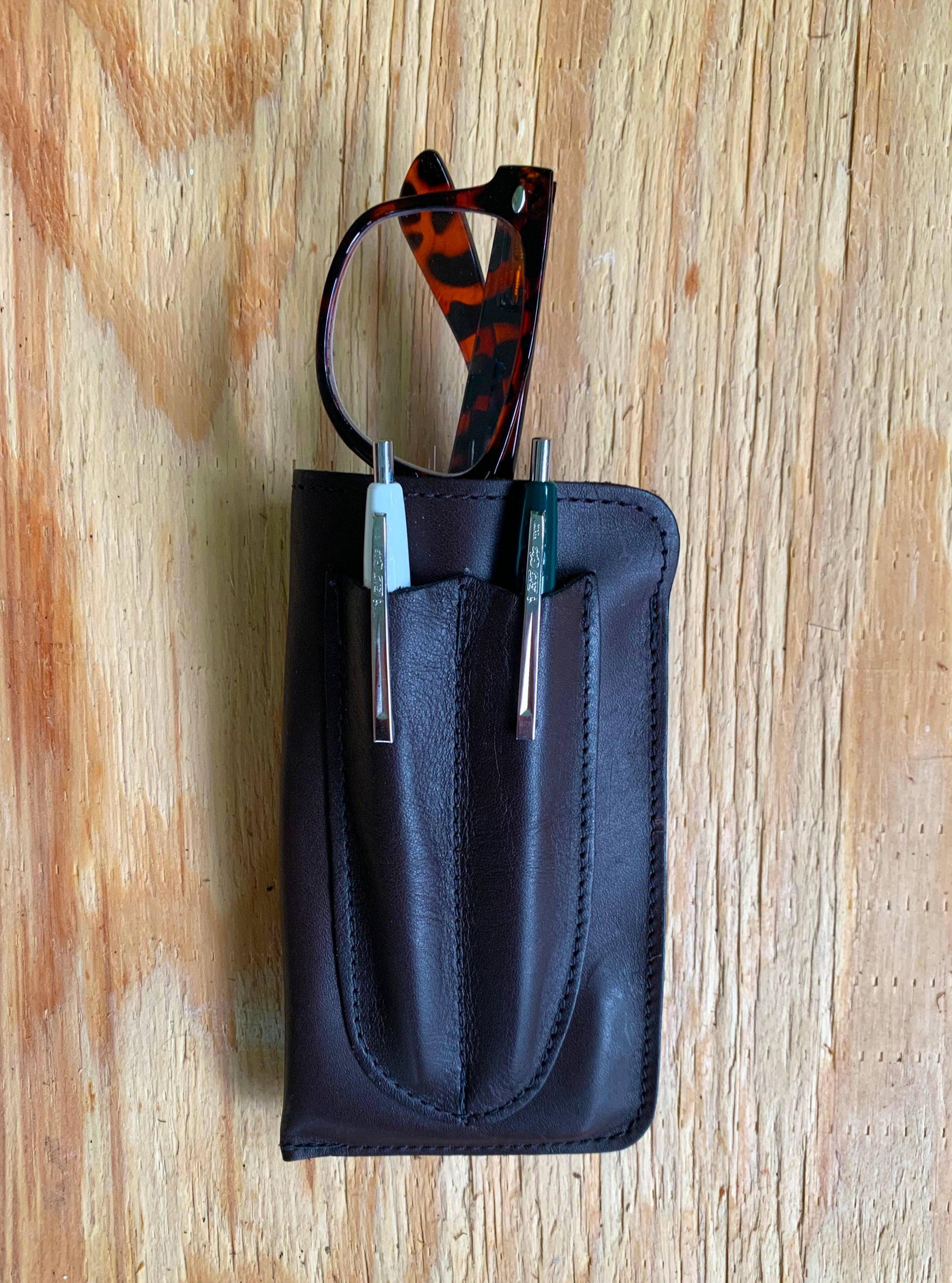 Pen Sleeve with Flap - 2 Pens - Black - Vegetable Tanned Leather